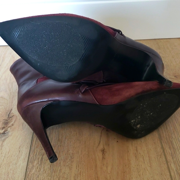 NINE WEST ankle bootie (boots). Like new! - Picture 9 of 14